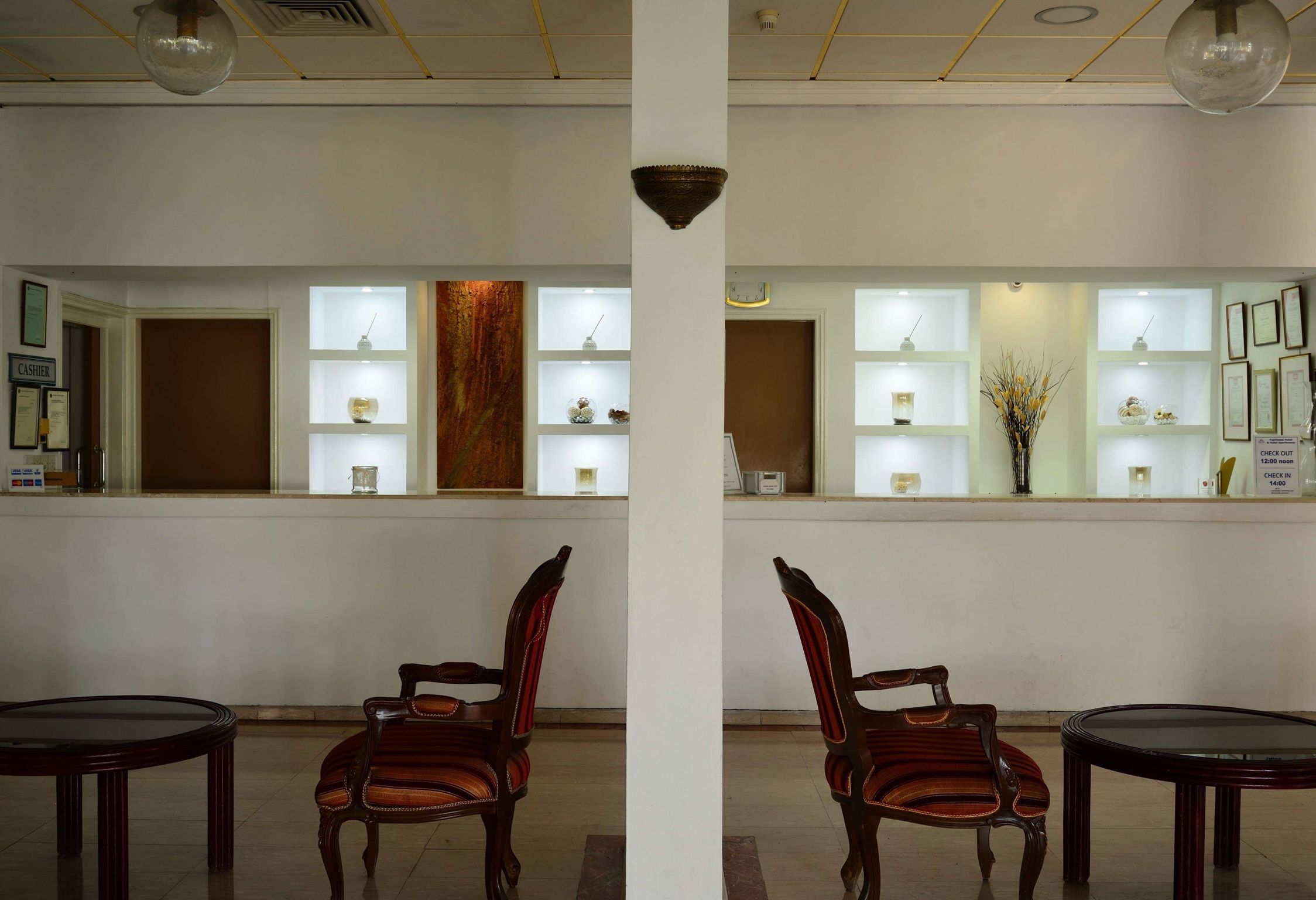Hotel Paphiessa-Recepcija.jpg