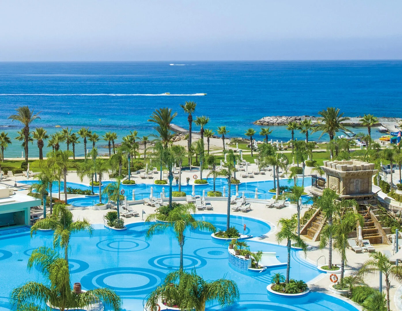 Kanika Olympic Lagoon Resort Paphos-Kompleks bazena.jpg