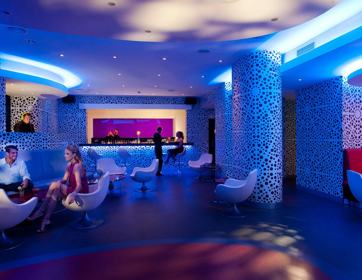 Kanika Olympic Lagoon Resort Paphos-Nocni bar.jpg