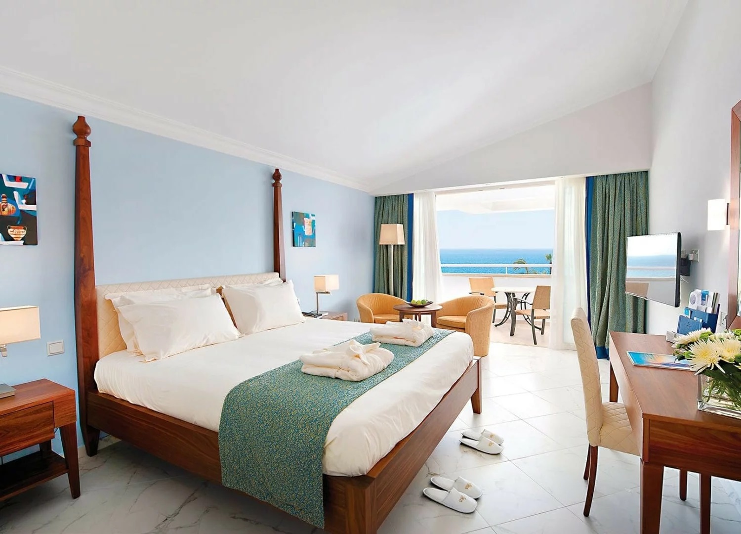 Kanika Olympic Lagoon Resort Paphos-Superior soba.jpg
