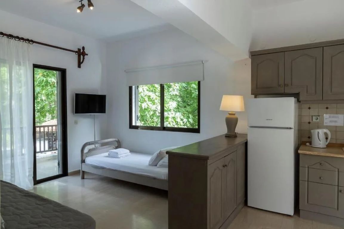 Gkaras Camp & Apartments Hotel-Dvosoban apartman.jpg