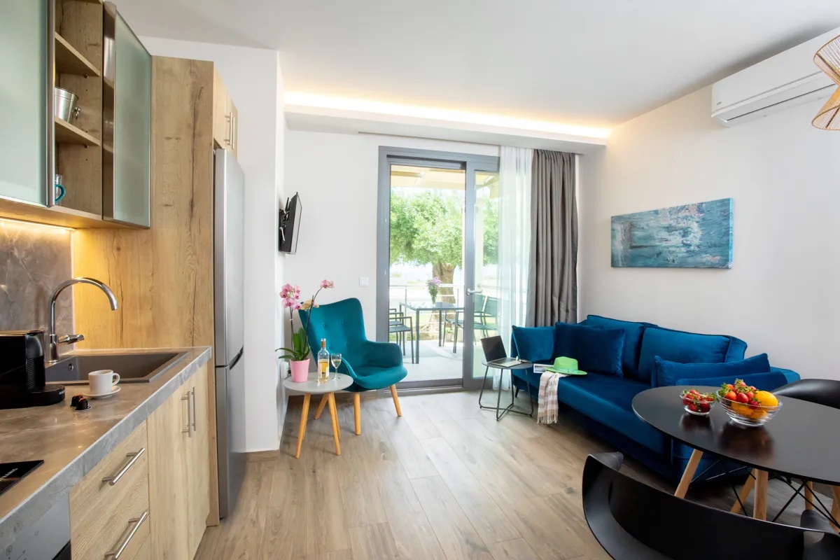 Alikon Adult Only-Deluxe apartman pogled more.jpg