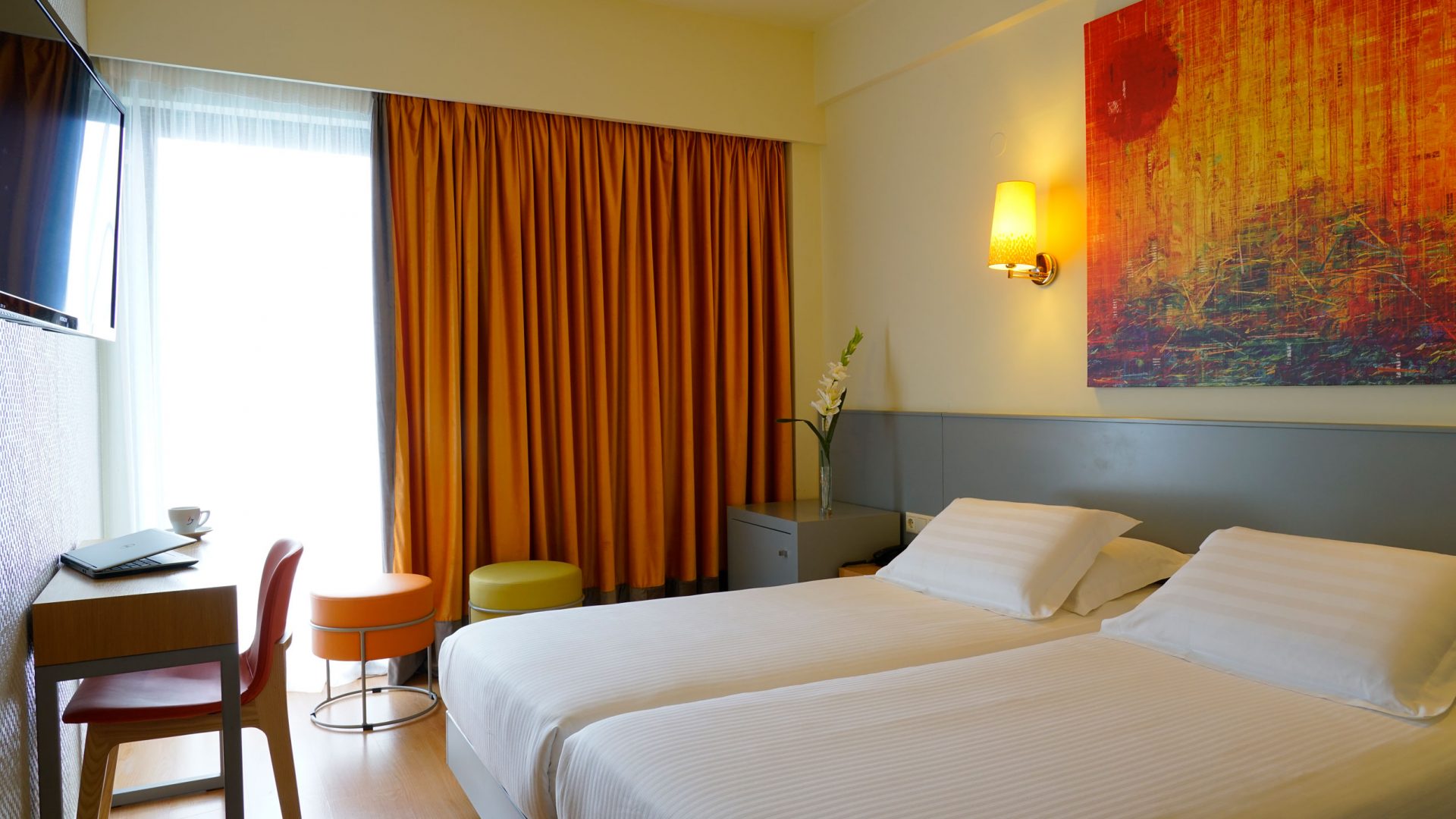 Hotel Esperia deluxe room 1.jpg