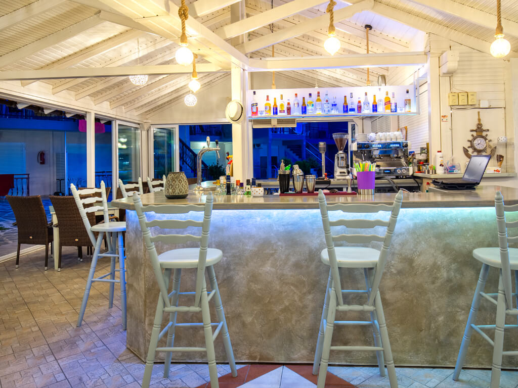 Marialena Hotel-Kafe bar.jpg