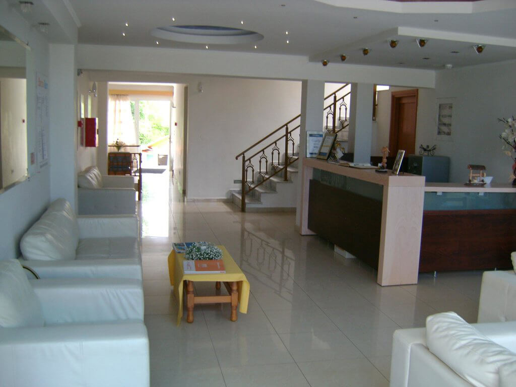 Marialena Hotel-Recepcija i lobby.jpg