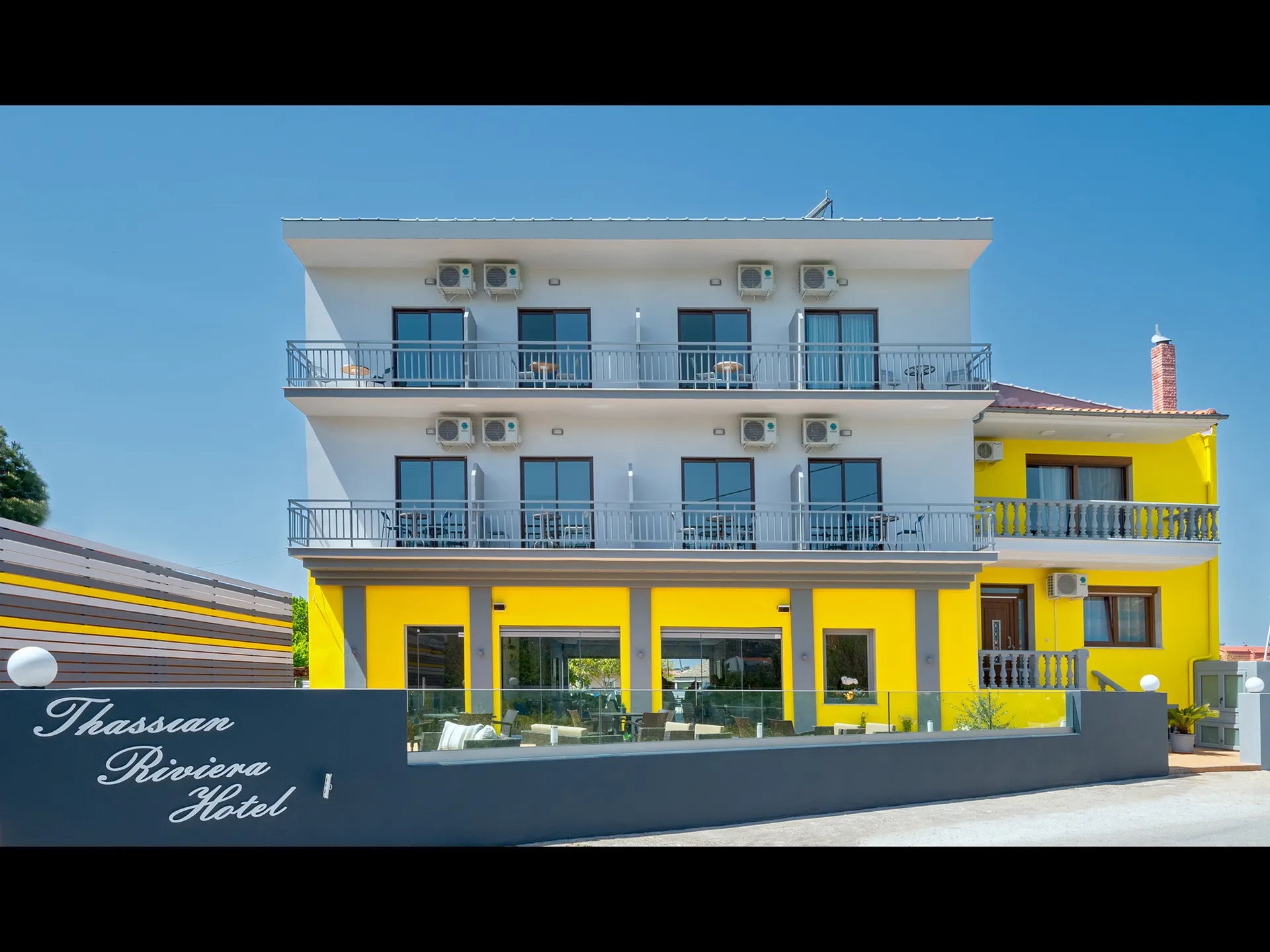 Thassian Riviera Hotel-Hotel spolja.jpg