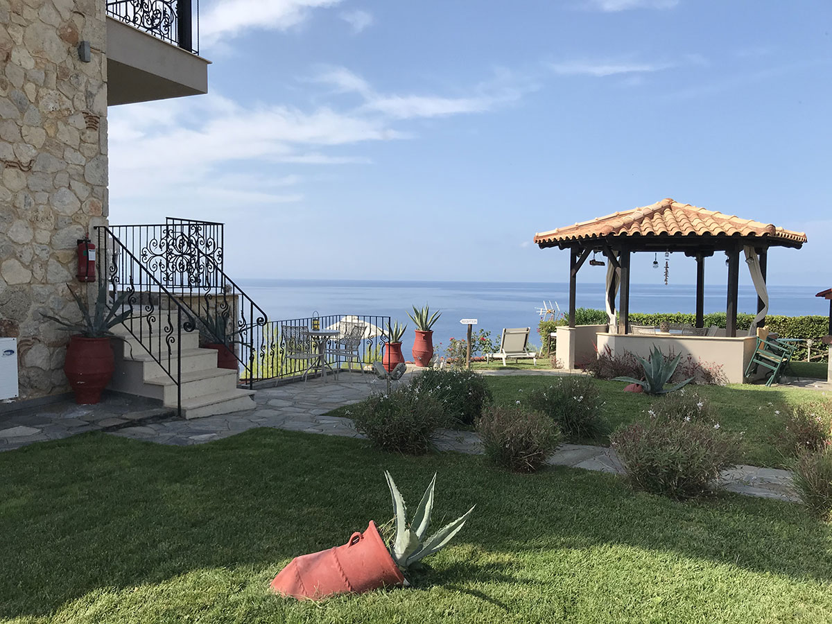 Palamidi Boutique Apartments Halkidiki-Basta hotela.jpg