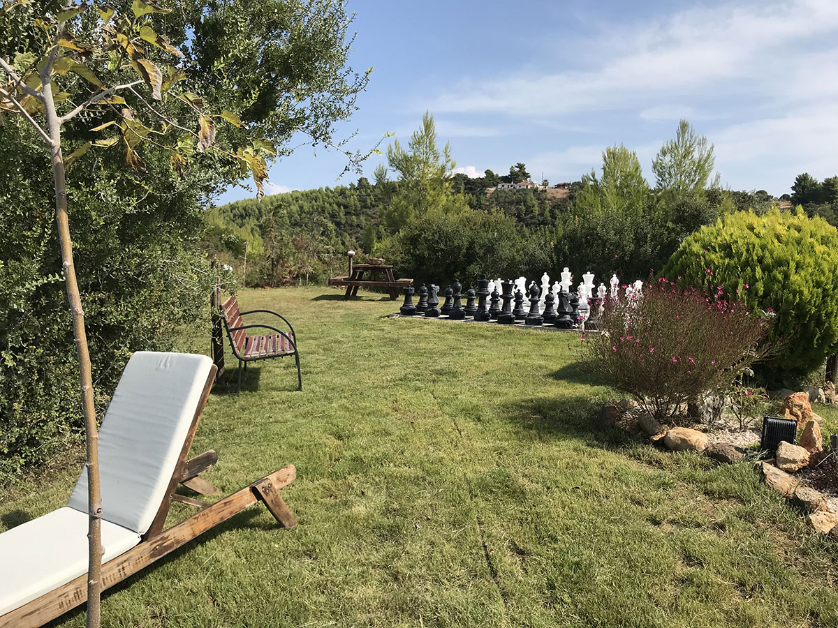 Palamidi Boutique Apartments Halkidiki-Sah na otvorenom.jpg