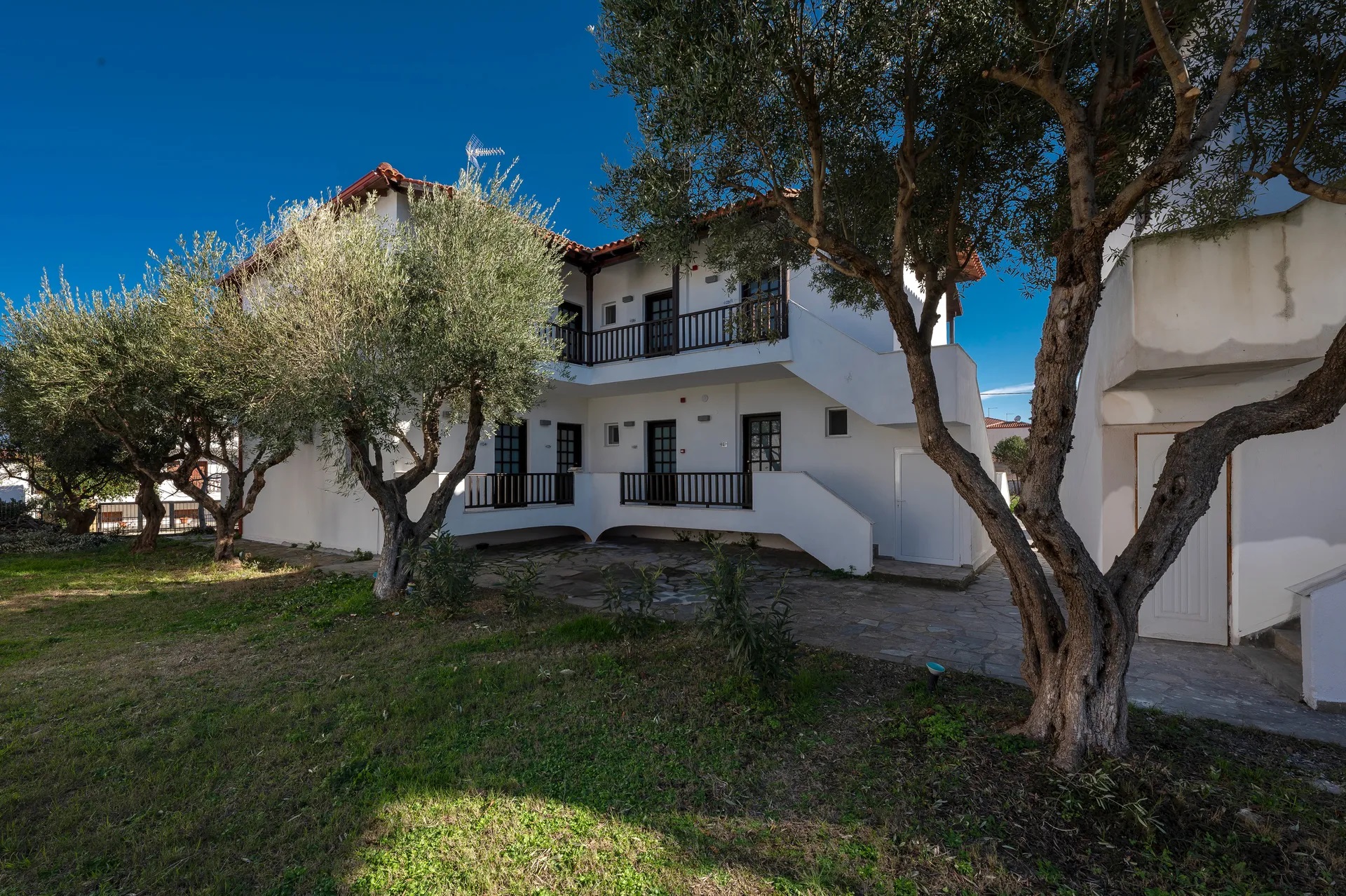 Eleon Suites & Apartments-Dvoriste.jpg