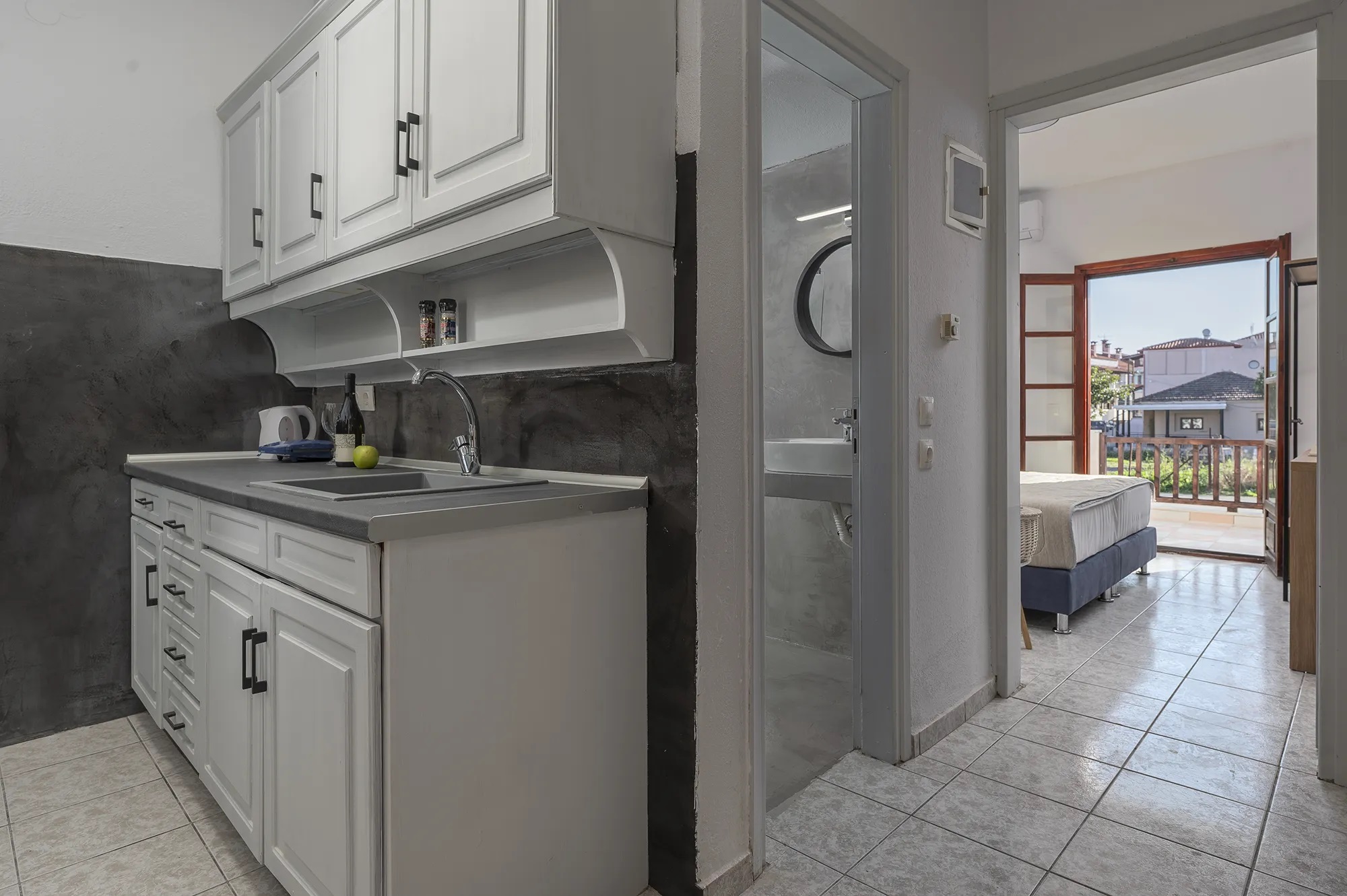 Eleon Suites & Apartments-Dvosoban apartman kuhinja.jpg