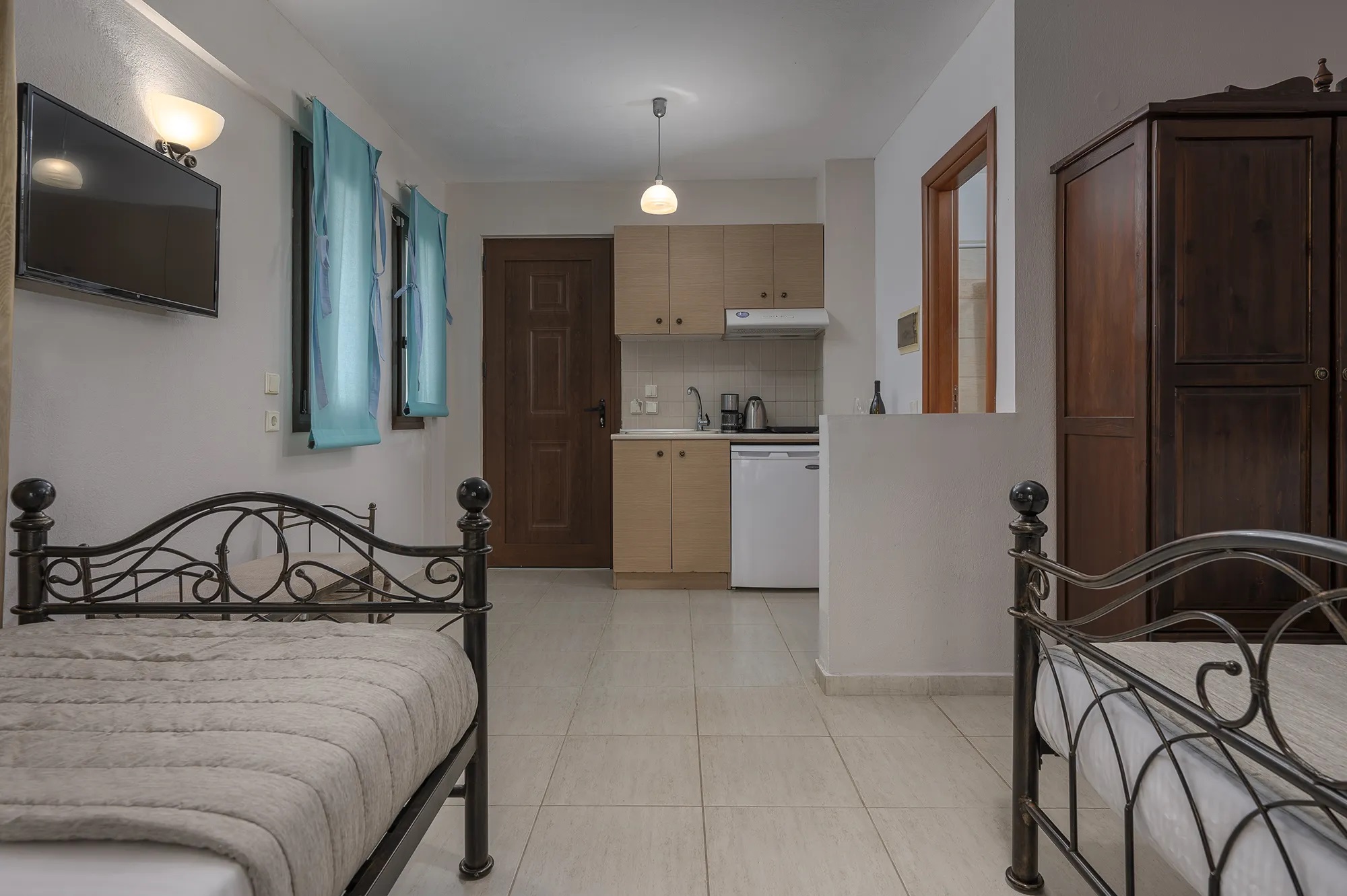 Eleon Suites & Apartments-Superior soba.jpg