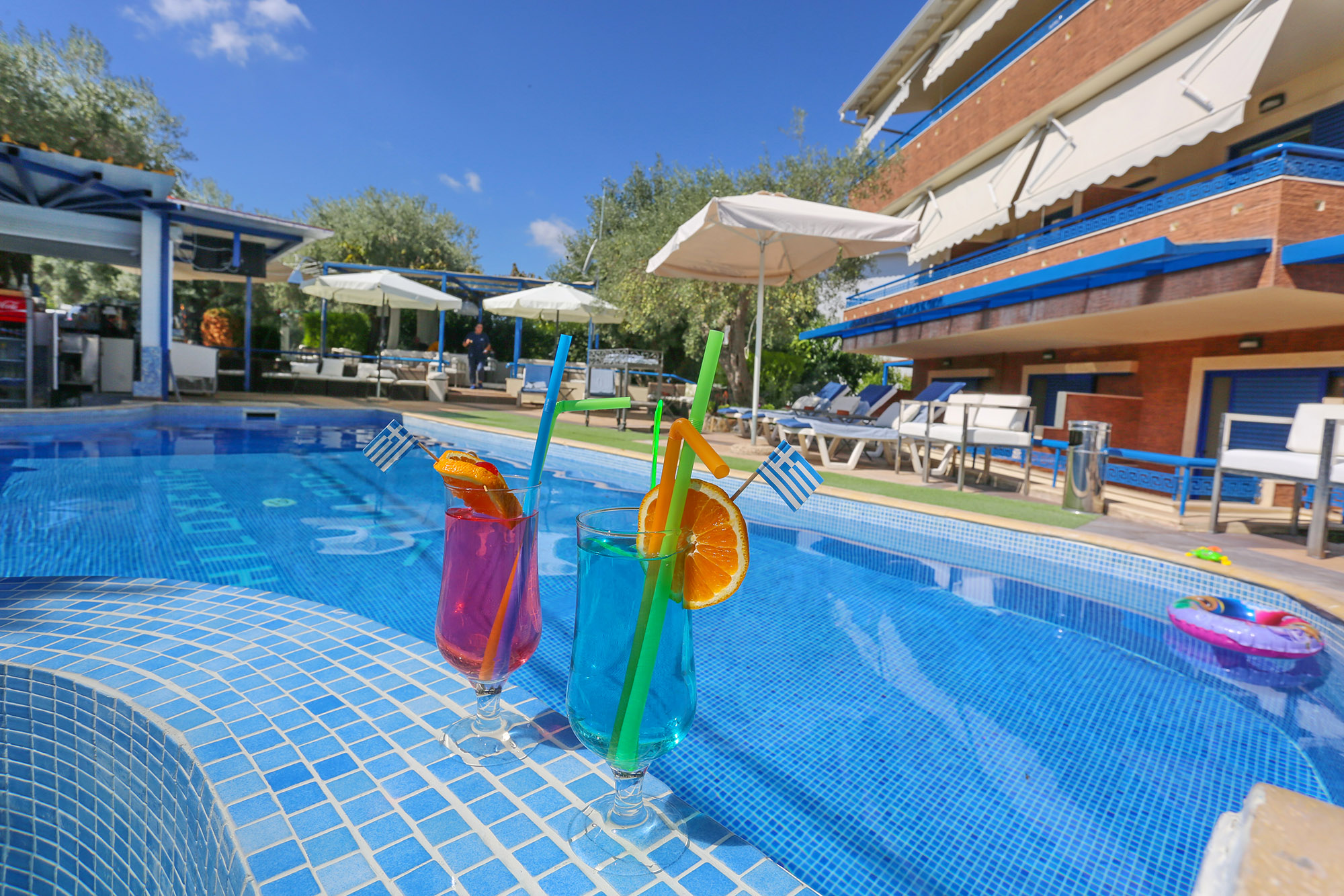 Philoxenia Village Hotel-Bazen.jpg