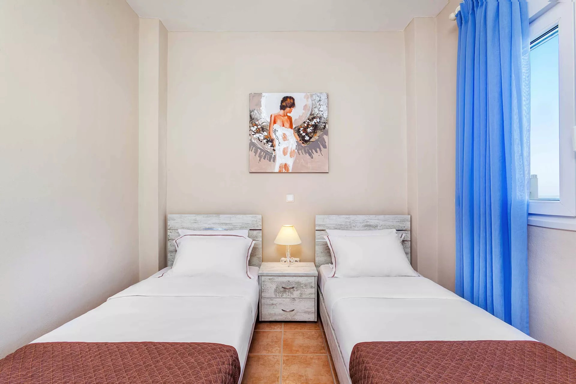 Sunset Villas Possidi-Standardna trosobna vila druga spavaca soba.jpg