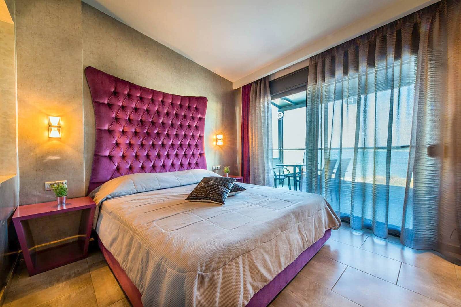 Hotel Tridente Mare Luxury Apartments apartman sa pogledom na more.jpg