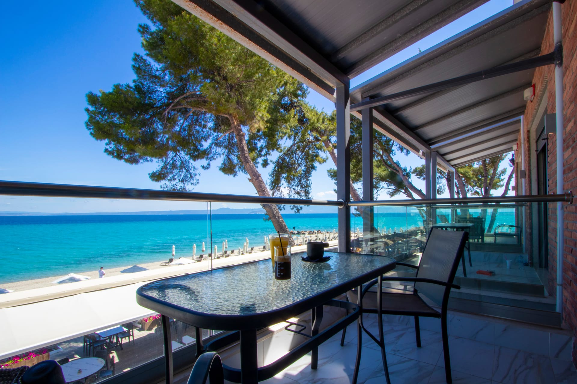 Tridente Mare Luxury Apartments balkon sa pogledom na more.jpg