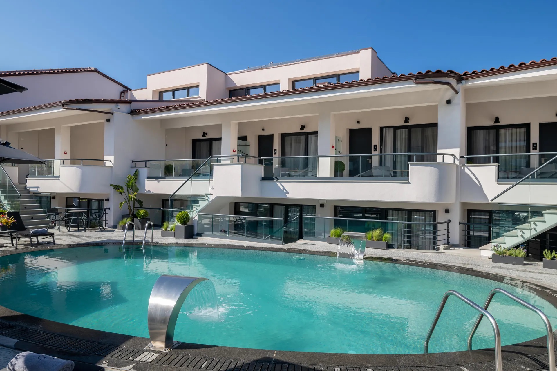 Melite Luxury Rooms & Apartments-Bazen.jpg