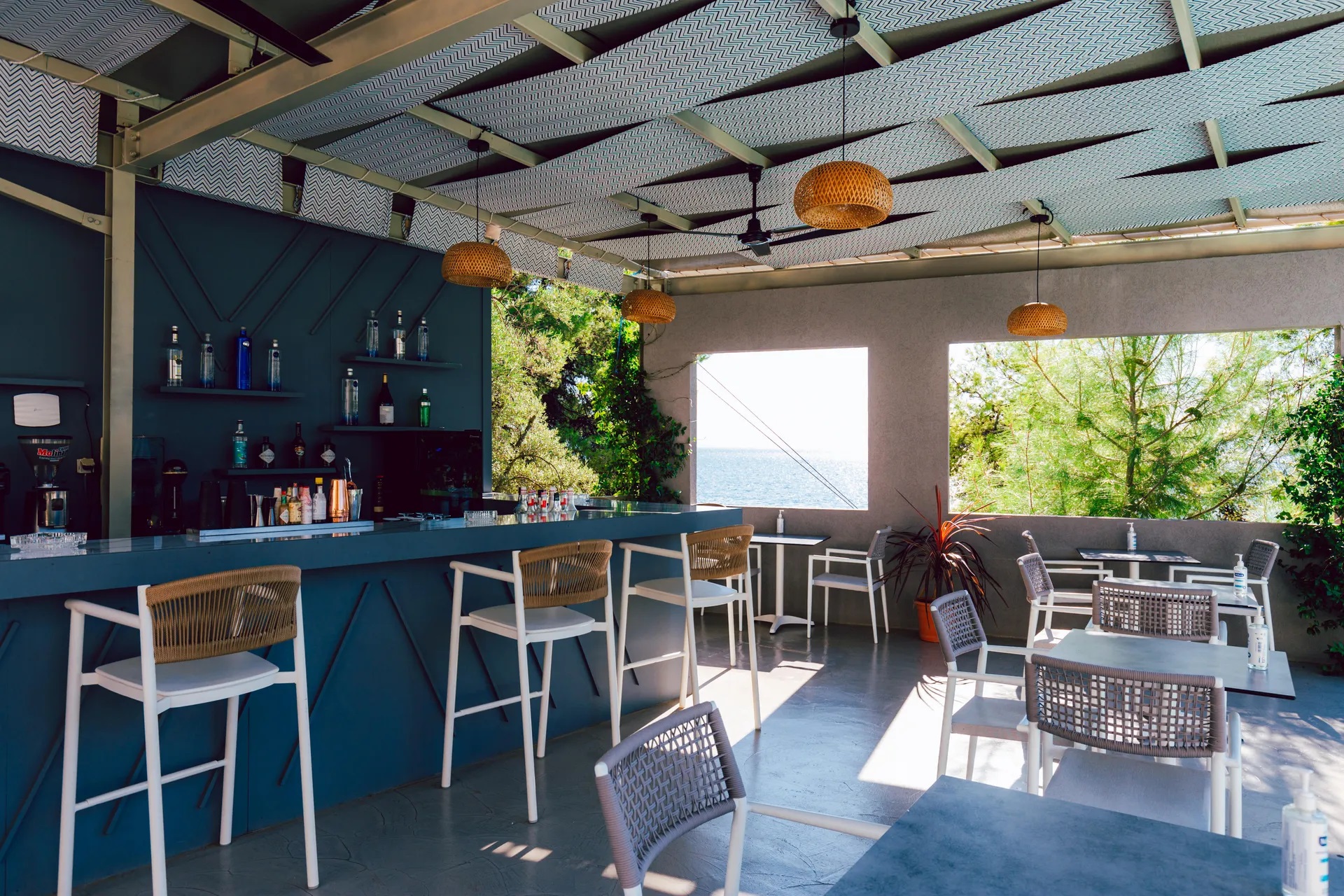 Casa Bloo Adults Only-Bar.jpg