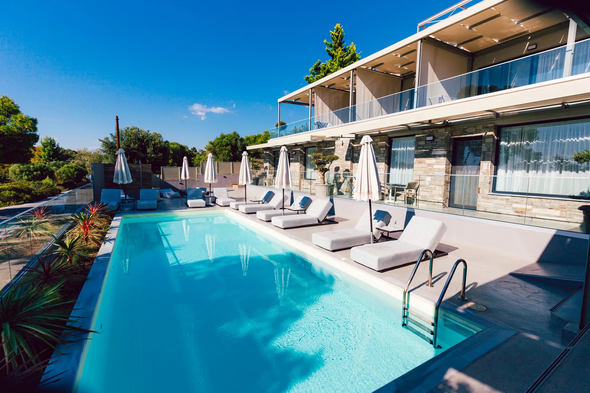 Casa Bloo Adults Only Hotel-Bazen.jpg