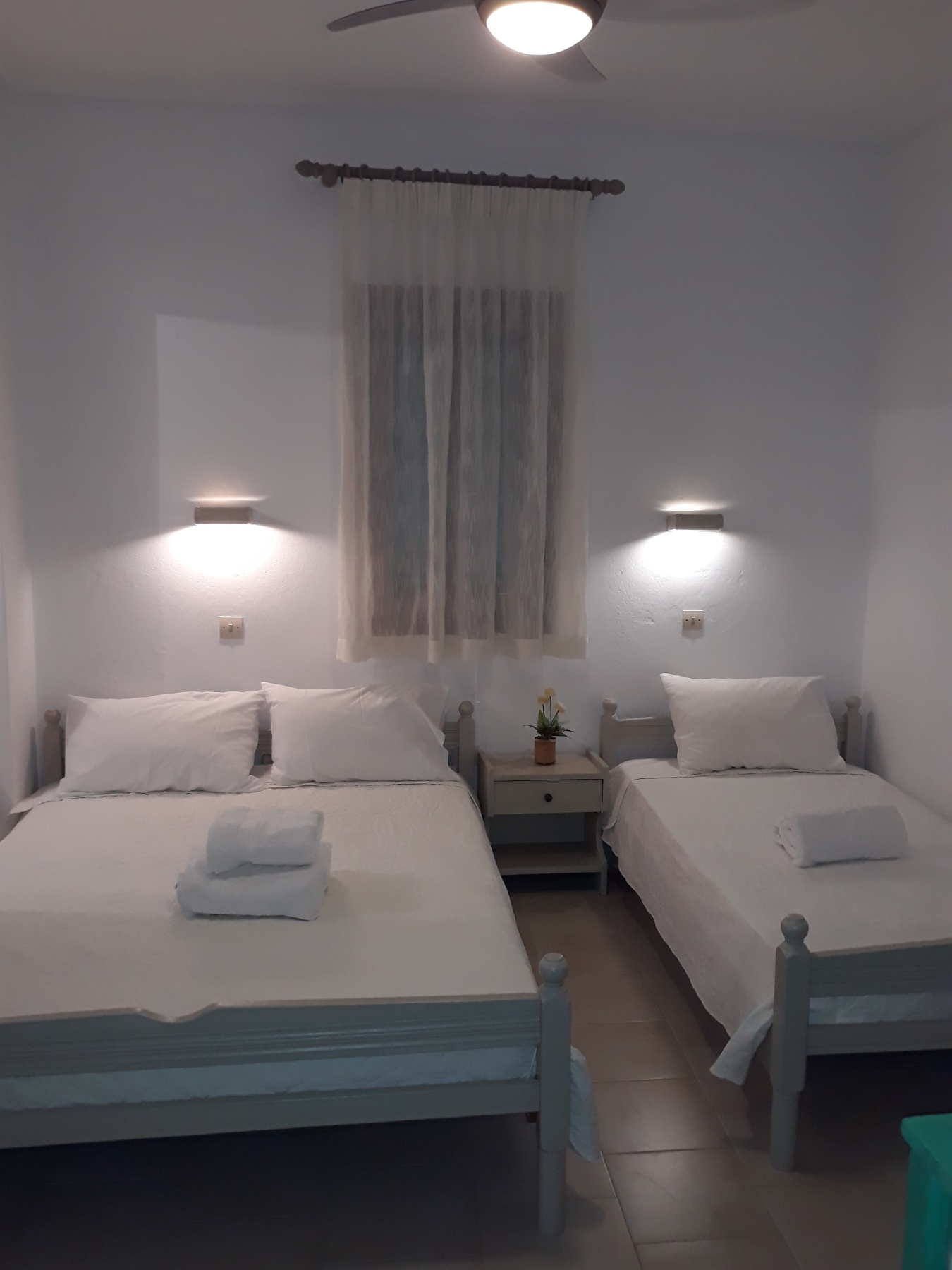 Fraxi Beach-Studio.jpg
