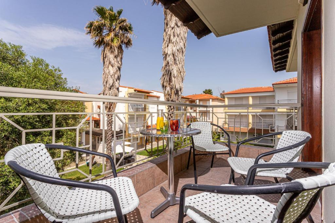 Danai studios balkon.jpg