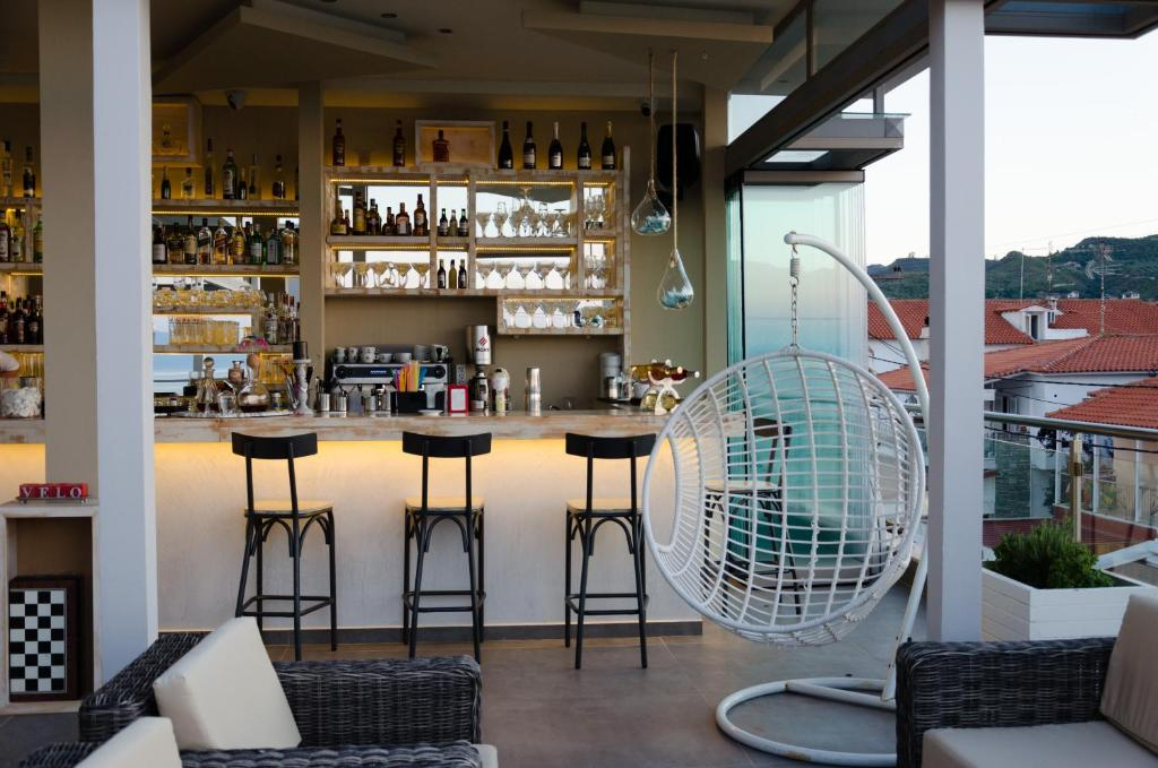 Art Boutique suites bar.jpg