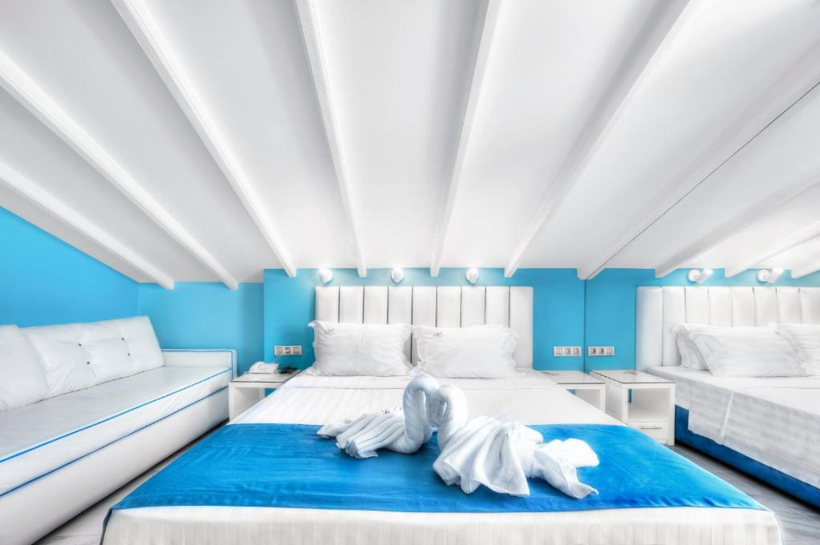 Art Boutique suites trokrevetna soba u potkrovlju.jpg