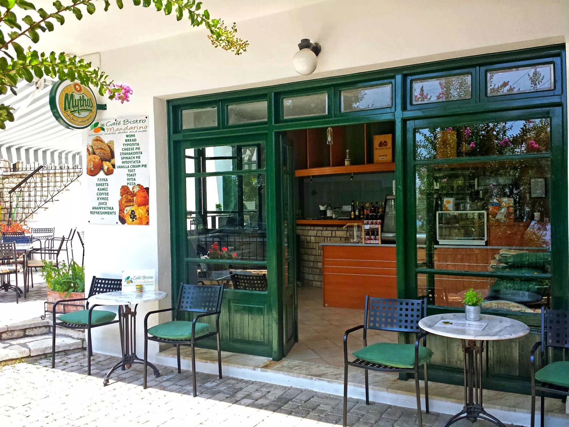 Spiros Studios Parga-Kafe bistro.jpg