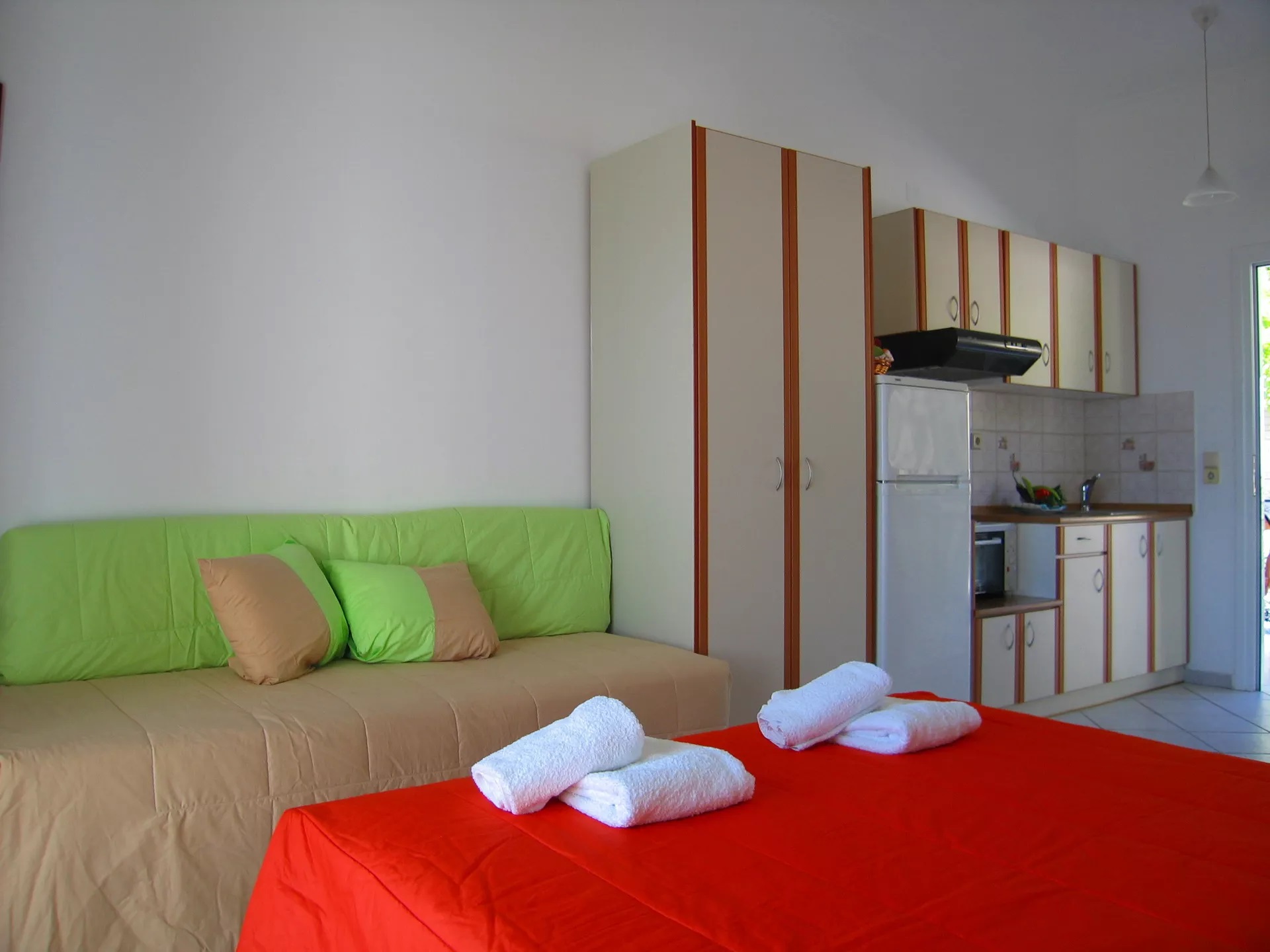 Spiros Studios Parga-Studio visi sprat.jpg