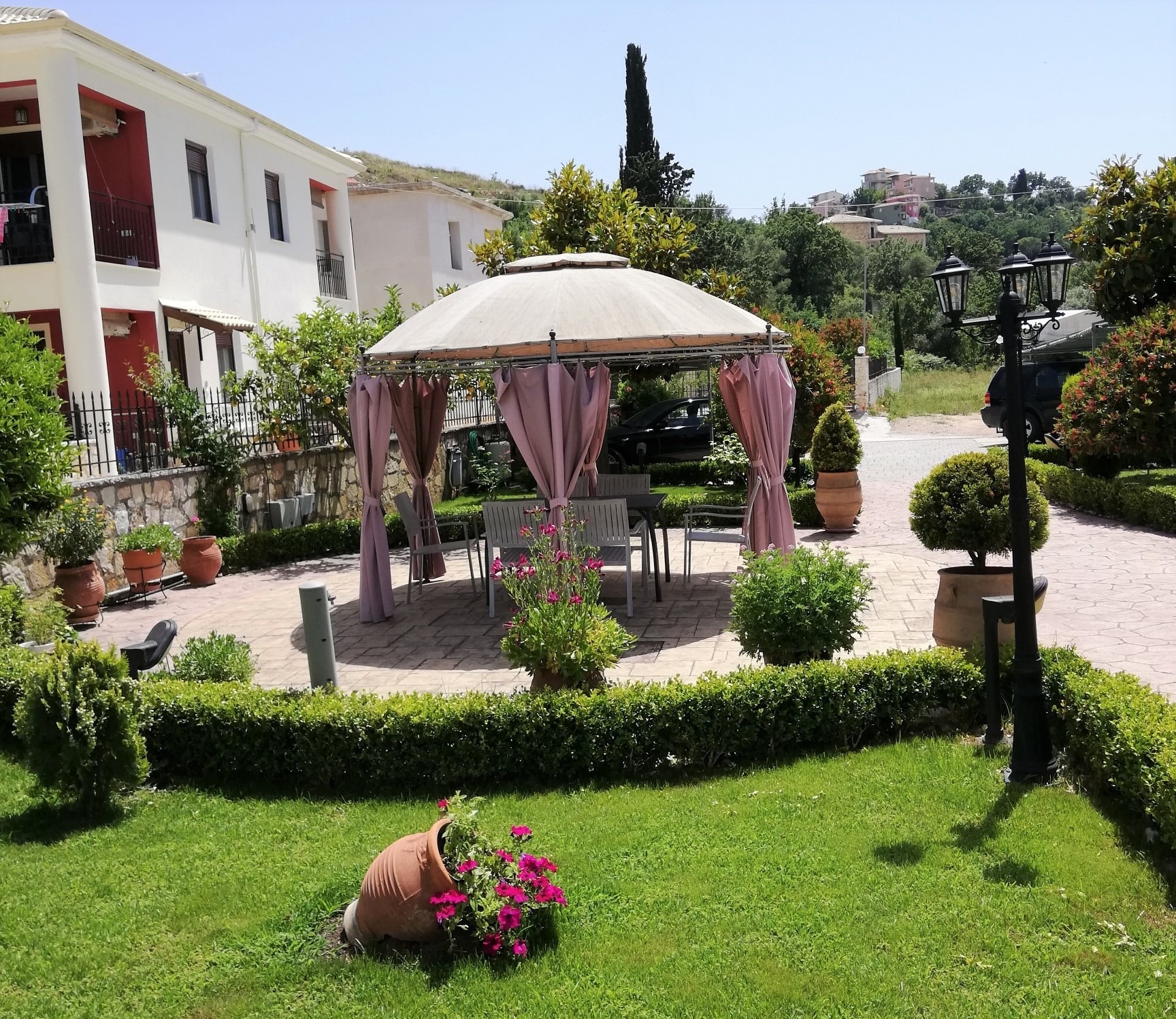 Delphin Rooms Sivota-Basta hotela.jpg