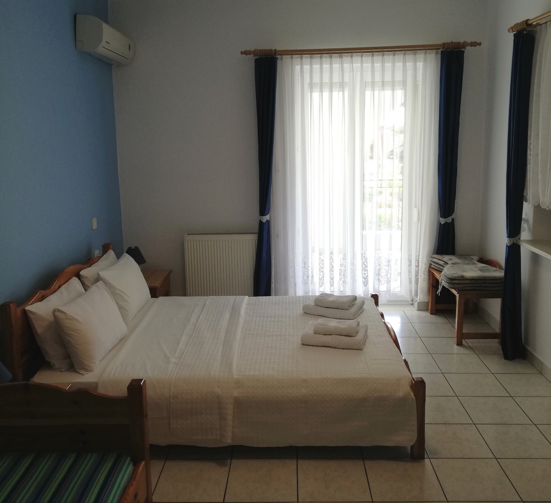 Delphin Rooms Sivota-Porodicna soba.jpg