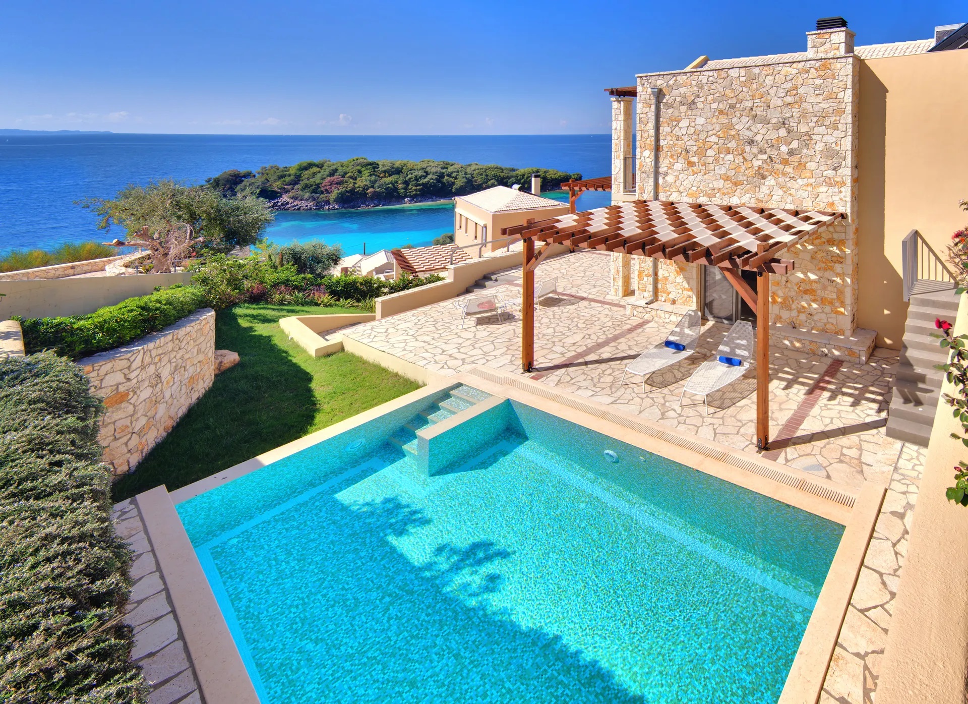 Sivota Seascape-Executie vila privatni bazen.jpg