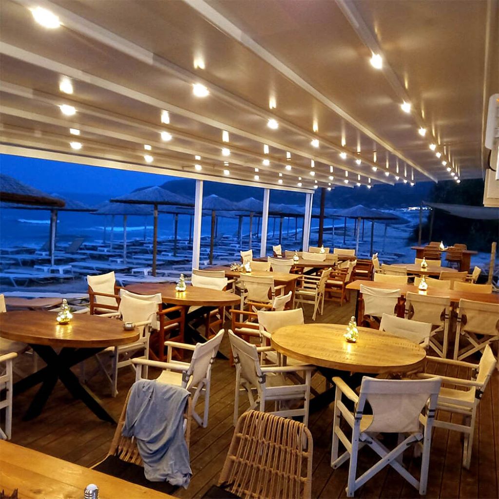 Thalassa Boutique Hotel-Restoran na plazi.jpg