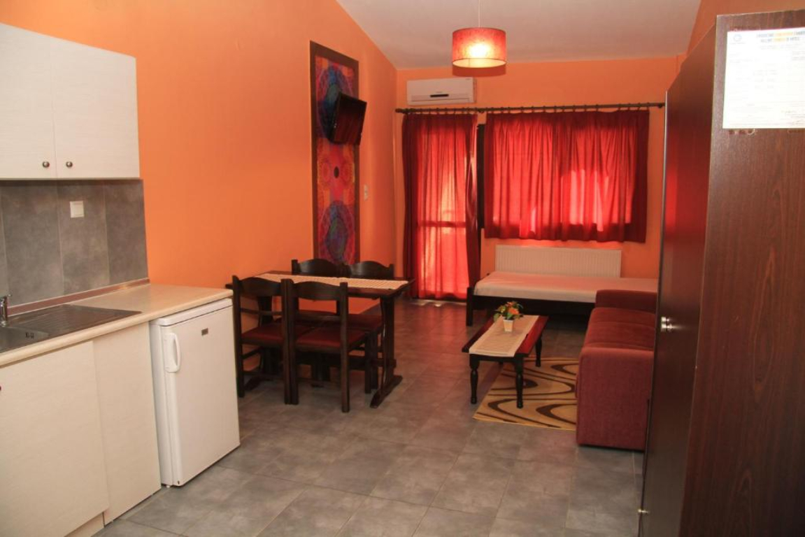 Hotel Aphrodite spavaća soba apartmana.jpg