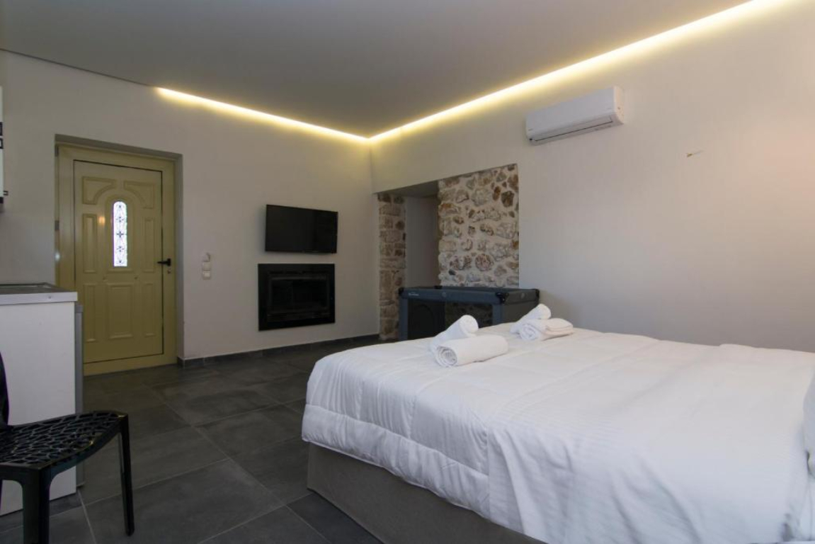 Acrothea Perdika hotel apartman sa dve spavaće sobe.jpg