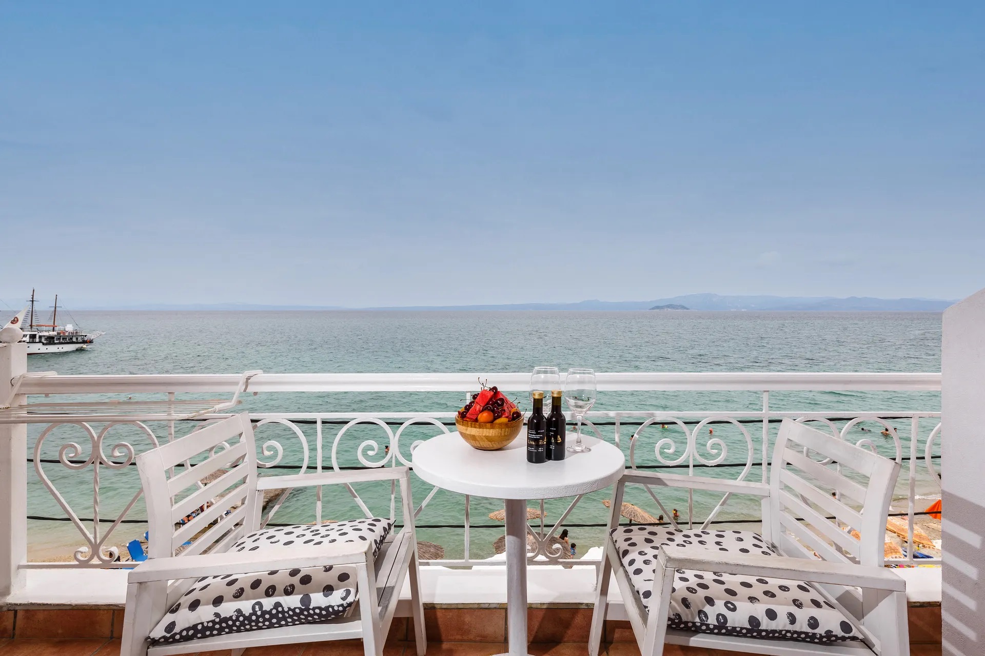 Marabou Hotel Chalkidiki-Standardna soba pogled more.jpg