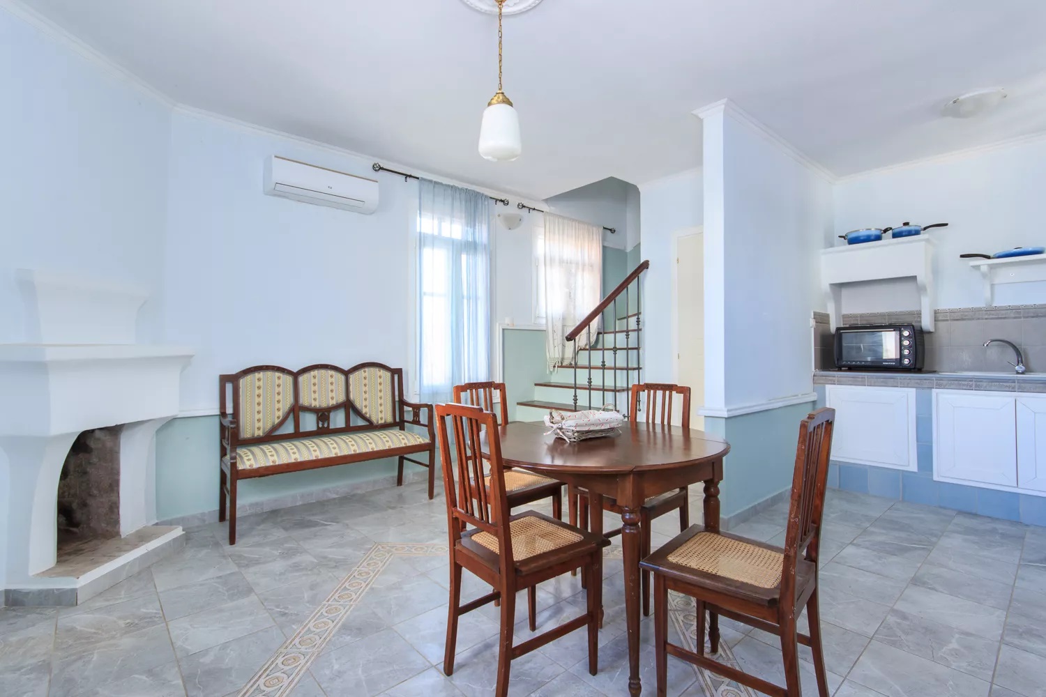 Villas Thassos-VIla Polymnia dnevna soba.jpg