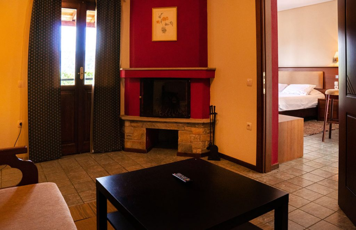 Hotel Pelion Resort- kamin.jpg