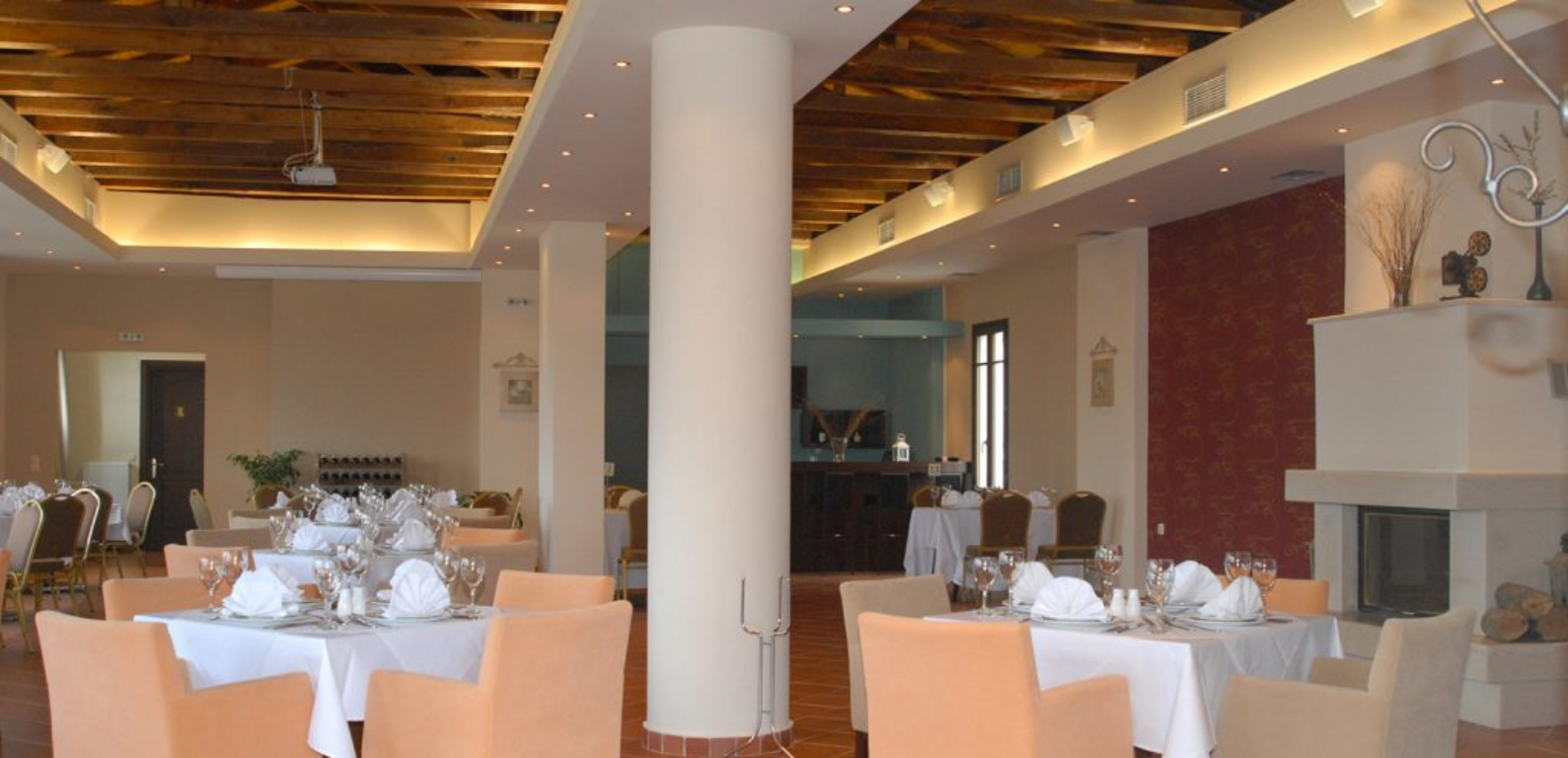 Hotel Pelion Resort- restoran.jpg