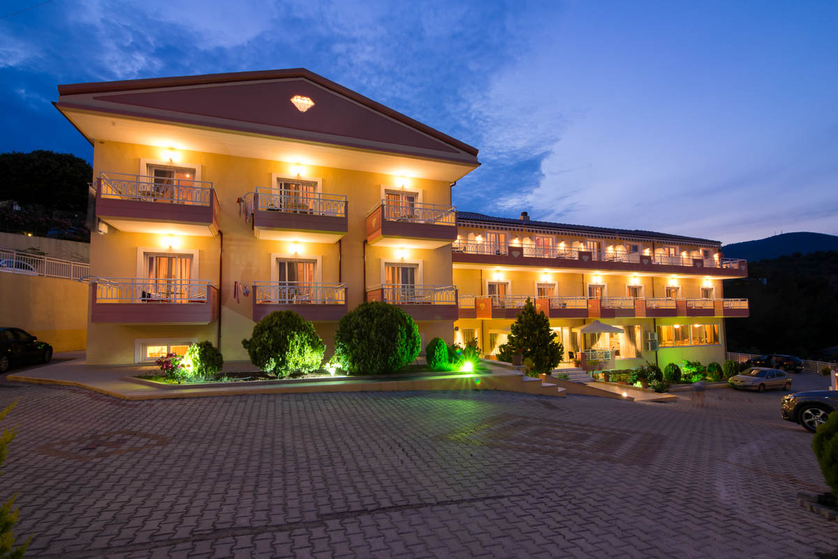 Diamond hotel spoljni izgled.jpg
