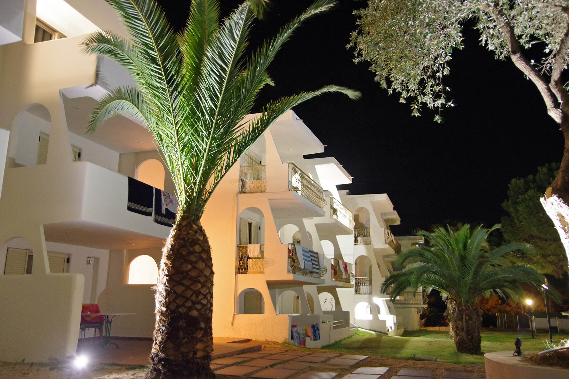 Esperides hotel 1.jpg