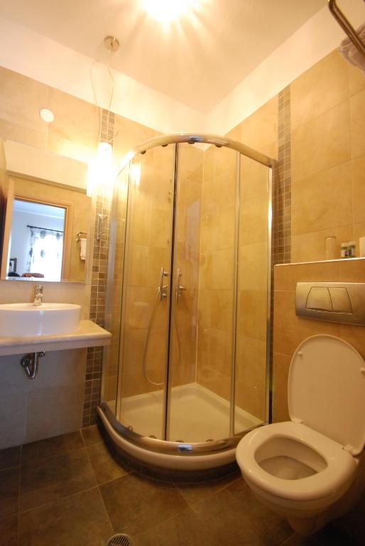 Afroditi hotel kupatilo .jpg