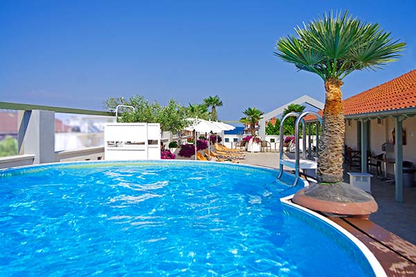 Hotel Europe pool 1.jpg