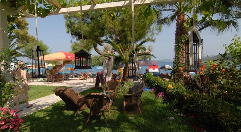 Hotel Eva Beach 2.jpg