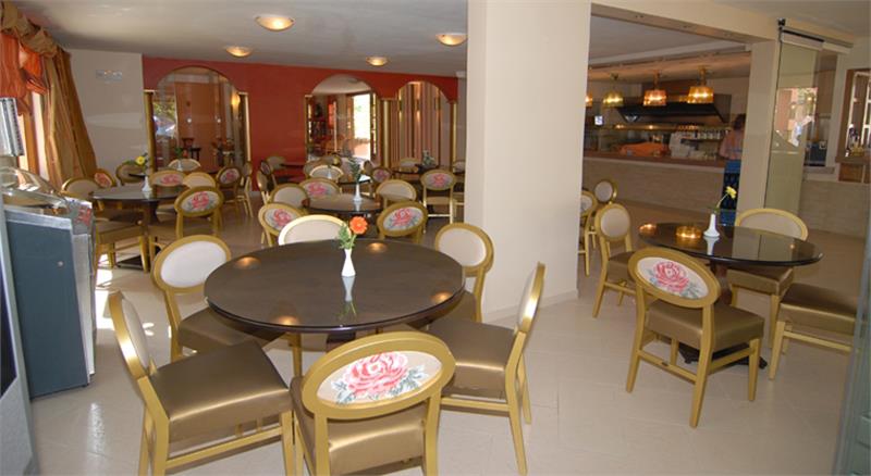 Hotel Eva Beach lobby.jpg
