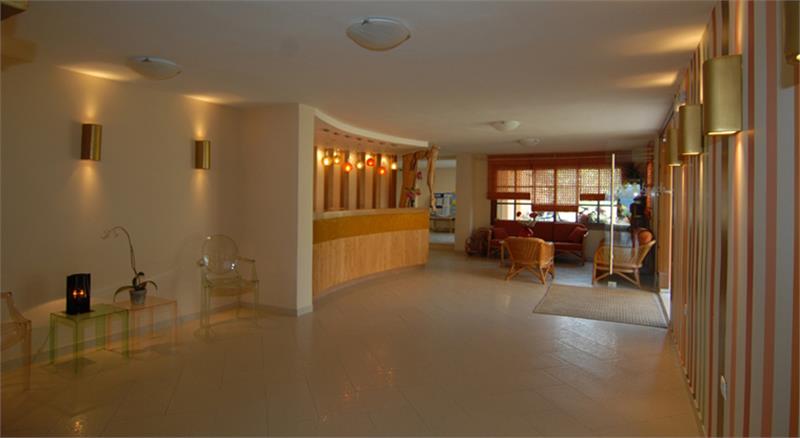 Hotel Eva Beach reception.jpg
