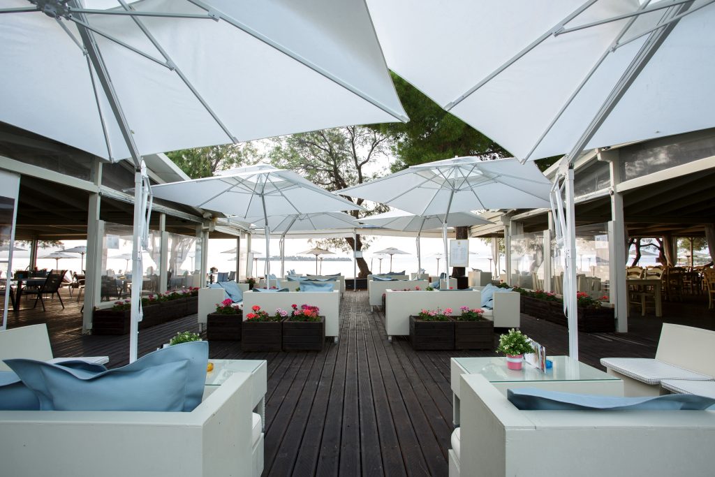 Eviana beach hotel bar.jpg