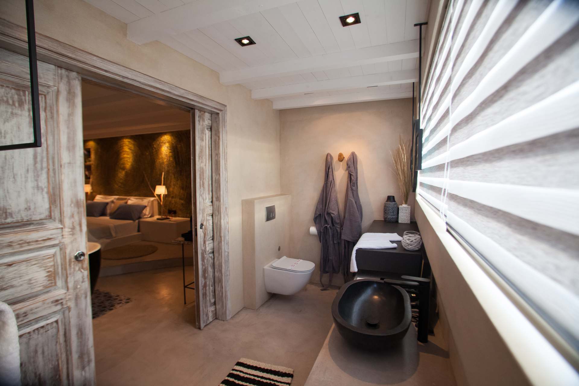 Hotel Evilion _ Stilvi deluxe suite 3.jpg
