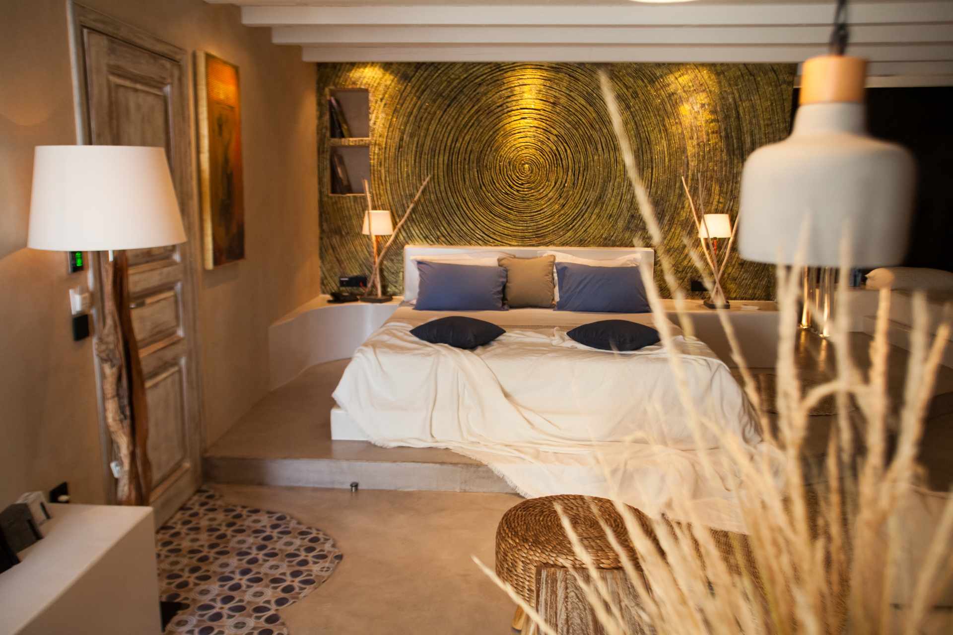 Hotel Evilion _ Stilvi deluxe suite.jpg