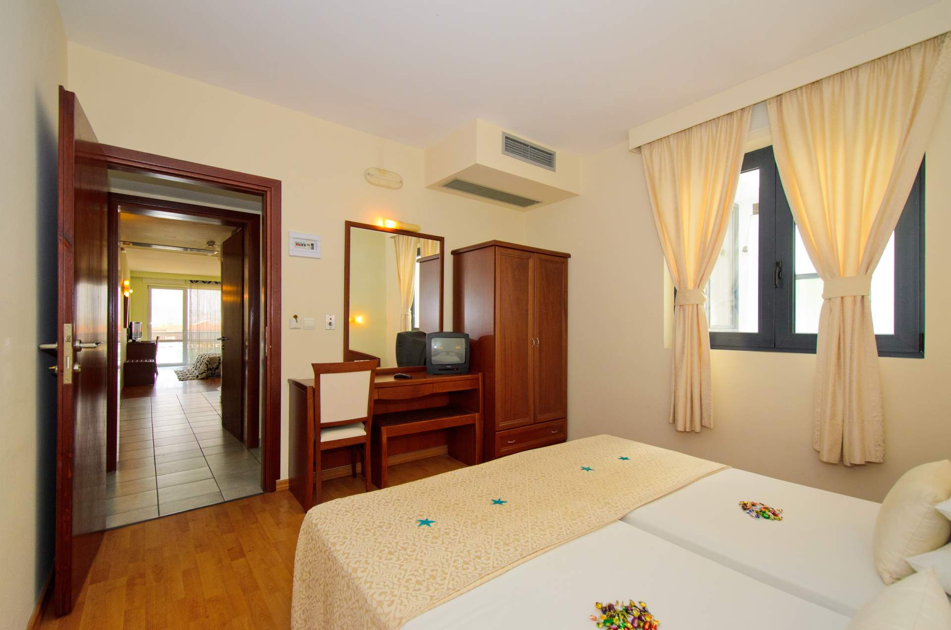 Hotel Evilion _ Stilvi family rooms.jpg
