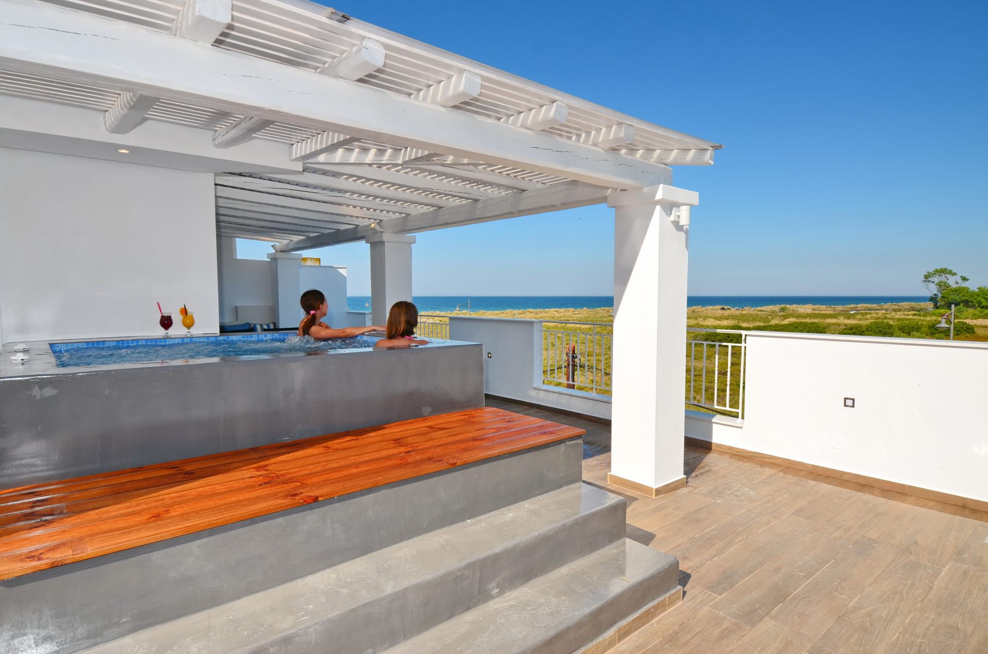 Hotel Evilion _ Stilvi honeymoon suite 3.jpg